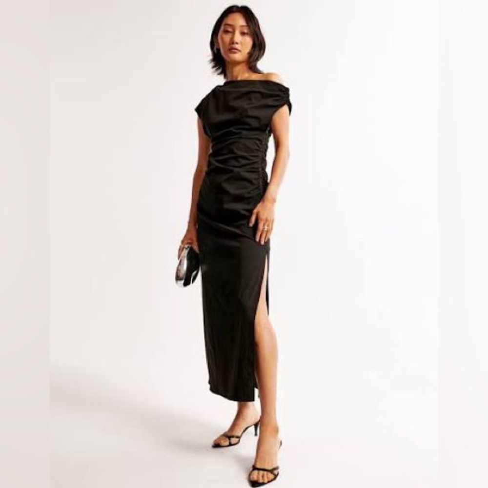 Abercrombie & Fitch One Shoulder Off-the-shoulder Draped Black Midi Dress NWOT M